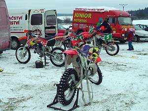 Parkovi�t� z�vodn�ch stroj�.